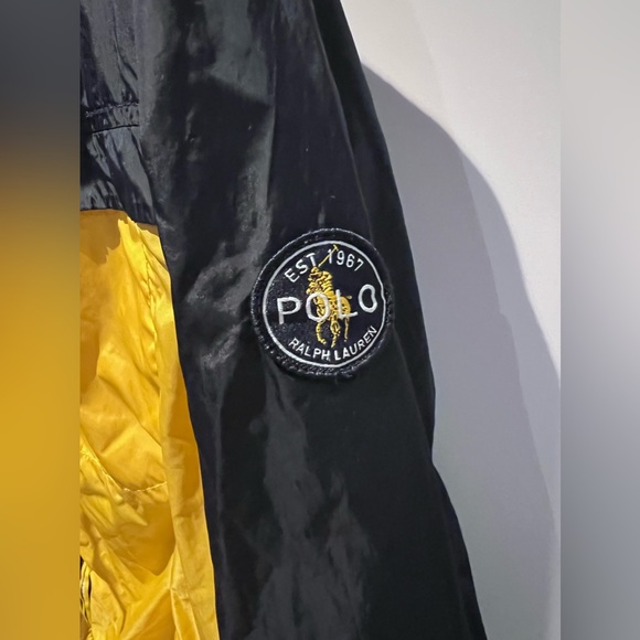 Polo wind-breaker - Picture 3 of 4